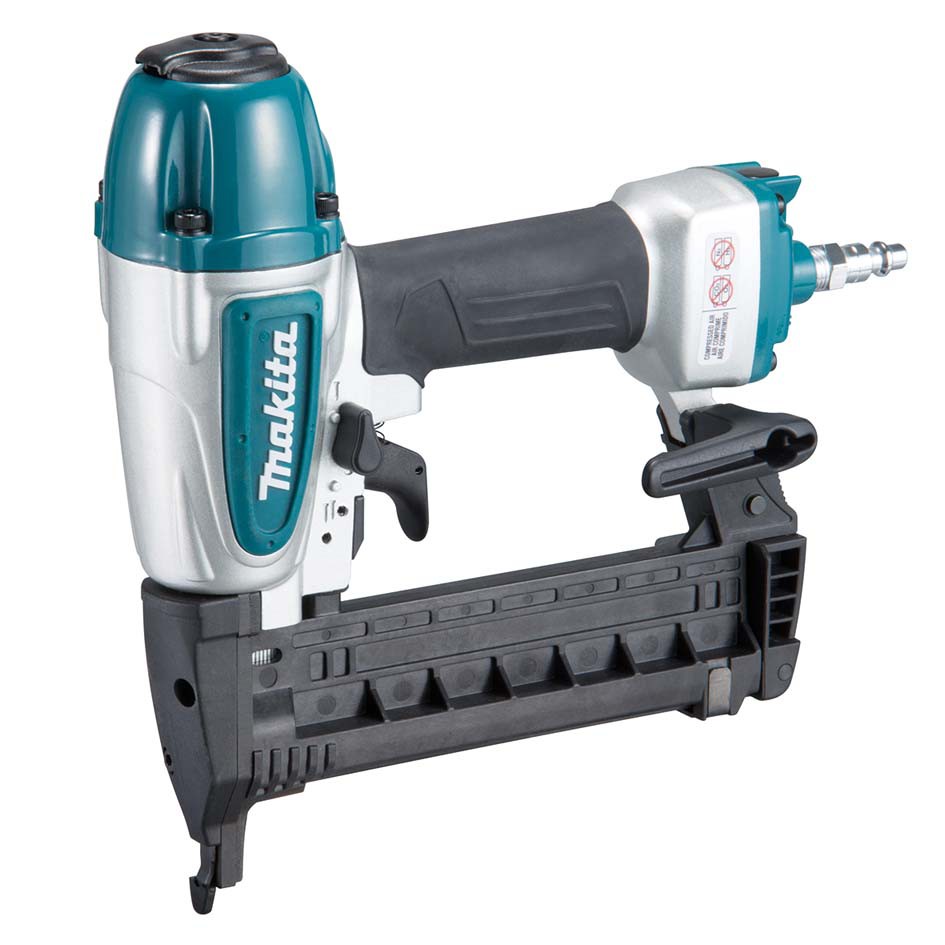 Makita pneumatická sponkovačka AT638A